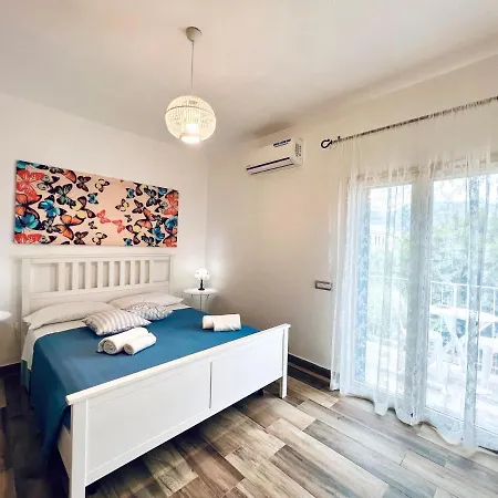 Casa Di Ivana فيلة كاريني
