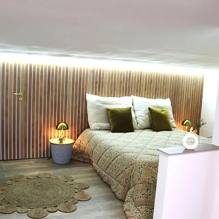 Casa Di Ivana * كاريني